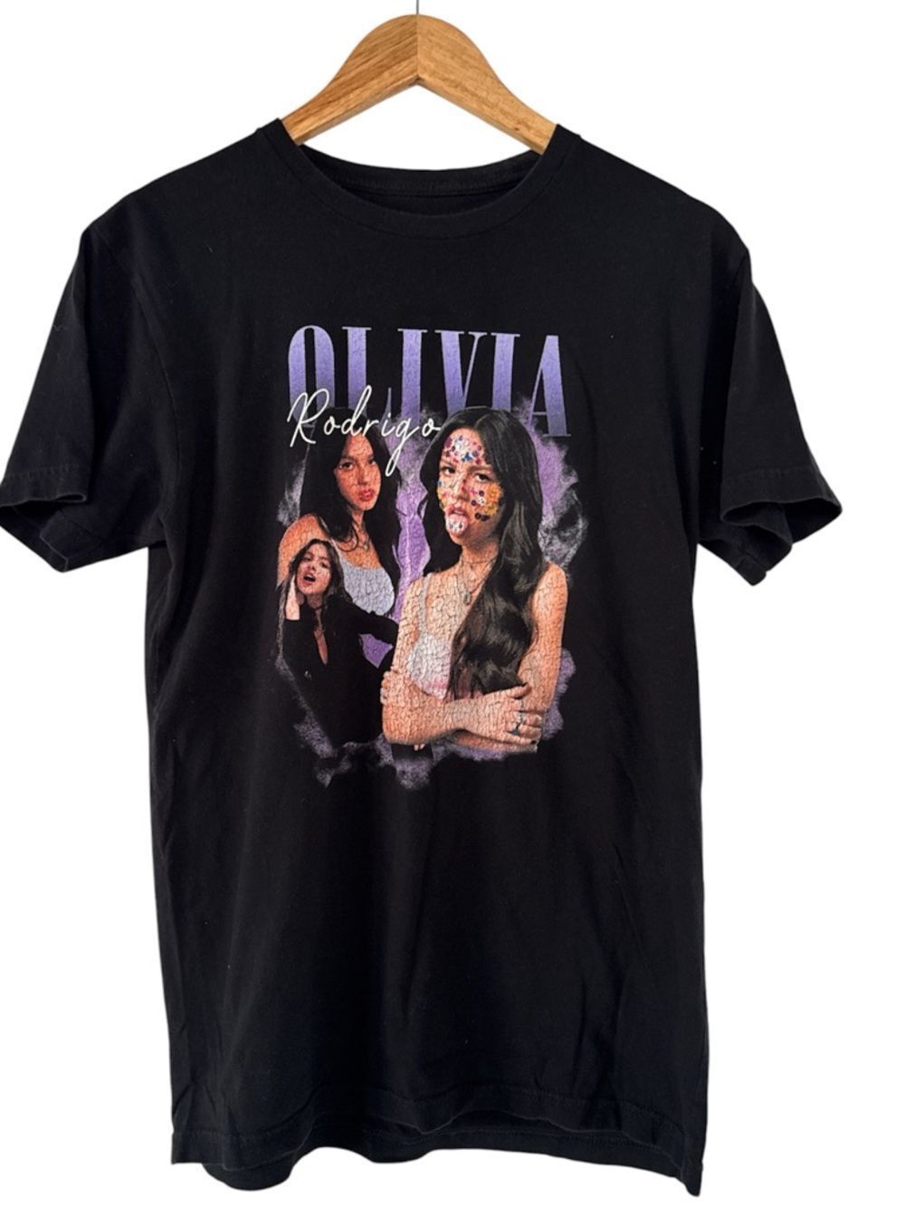 Olivia Rodrigo Black Graphic Tee - Olivia Rodrigo Short Sleeve Top EUC